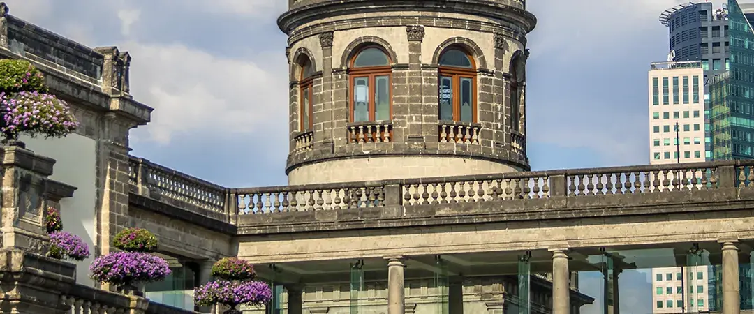 Las banderas de House of the Dragon ondean en el Castillo de Chapultepec gracias a la IA (y las autoridades mexicanas responden)