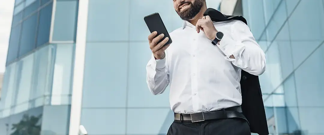 Reino Unido anuncia el uso experimental de un chatbot de Inteligencia Artificial para apoyar a emprendedores en temas regulatorios