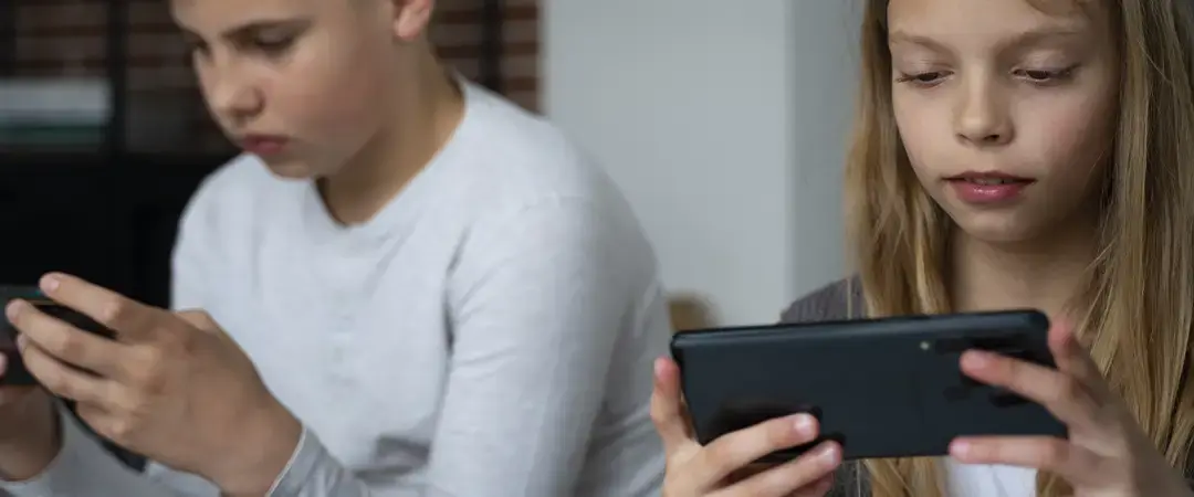 España lidera el proyecto europeo para proteger a los menores de contenidos dañinos en internet